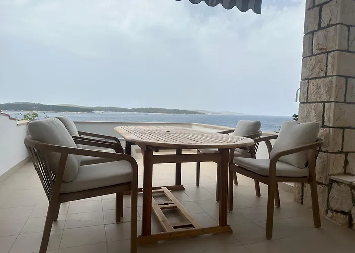 Villa Porthos